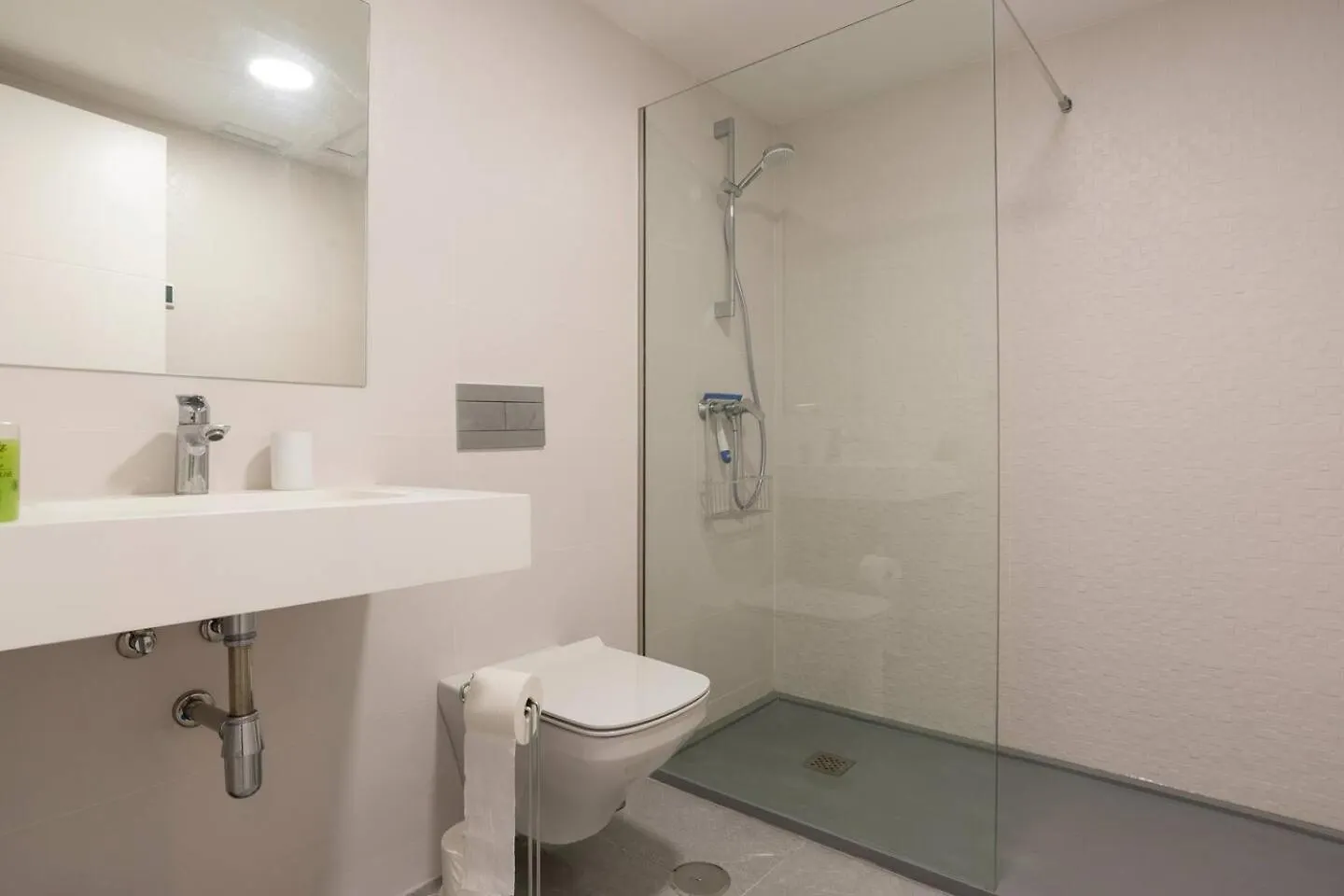 Mediterranean Apartment With Sea Views In Mijas